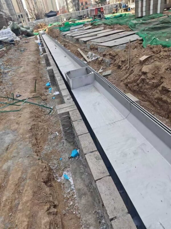 3 linear slot drain.jpg