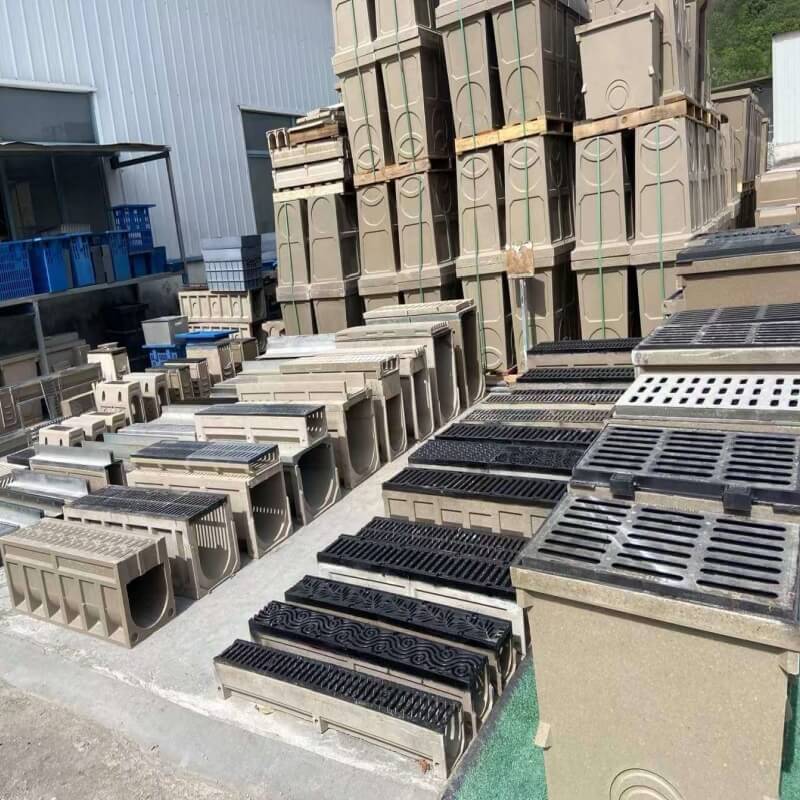 11 Cast iron gratings with trench channels.jpg