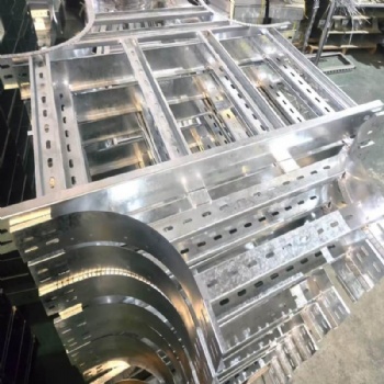 Cable Tray Fittings & Accessories | Elbows, Tees, Crosses, Risers & Reducers
