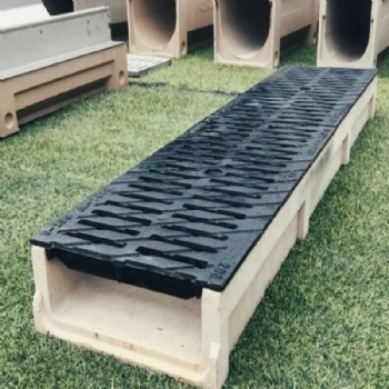 Shallow Polymer Concrete Drainage Channel With DI Gratings