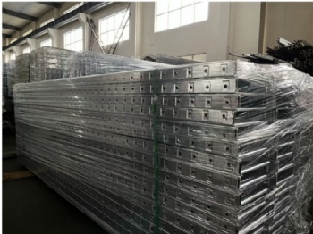 Light Duty Galvanized Steel Perforated Ladder Tray