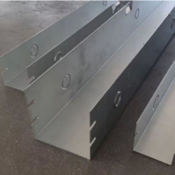 NEMA Hinged Cover Wireway (With / Without Knockouts) | Indoor Pre-galvanized Cable Trough