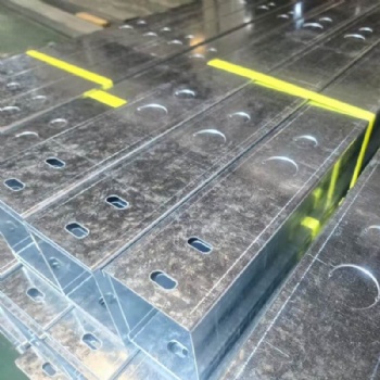 Steel Solid Enclosed Cable Raceway with Knock‑outs and Bolt‑Locking System